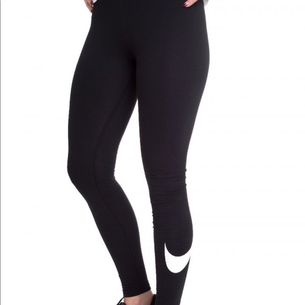 XL Nike leggings